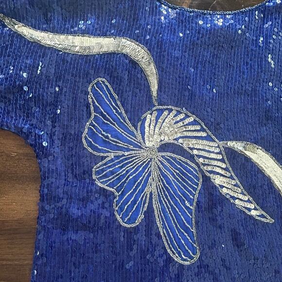 Vintage JLB 100% Silk Sequin Blue Silver Short Sleeve Top Blouse Womens Sz Large - Picture 5 of 10